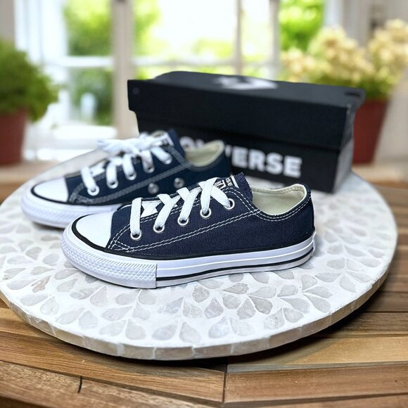 Converse Chuck Taylor All Star Navy Toddler Kids 11 Low Top Unisex Sneakers NIB - Picture 4 of 11